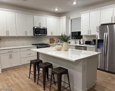 20514 Pebble Glen Drive - Photo Thumbnail 6