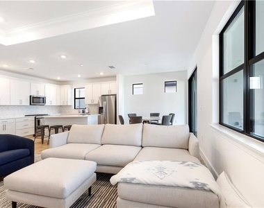 20514 Pebble Glen Drive - Photo Thumbnail 10