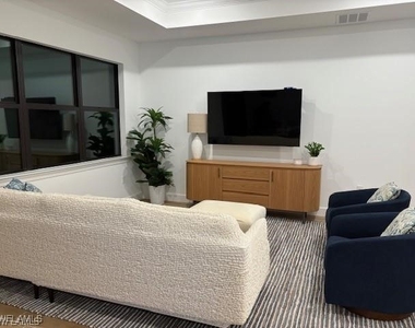 20514 Pebble Glen Drive - Photo Thumbnail 8