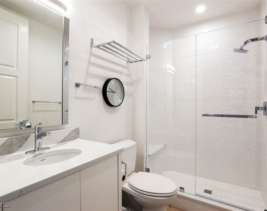 900 5th Avenue S - Photo Thumbnail 12