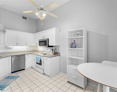 2651 Citrus Lake Drive - Photo Thumbnail 12