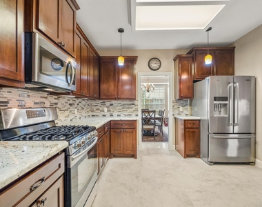 6830 Jasmine Place Street - Photo Thumbnail 12