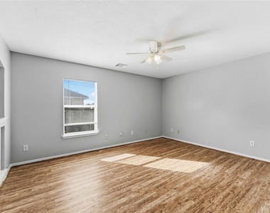 3310 Bremerton Falls Drive - Photo Thumbnail 18