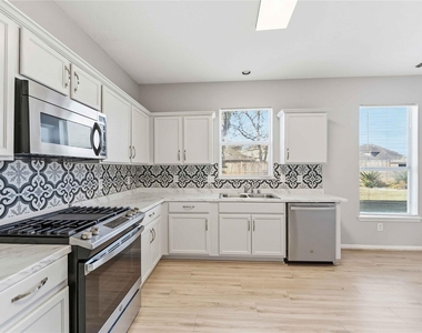 3310 Bremerton Falls Drive - Photo Thumbnail 7