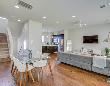 509 Gregg Street - Photo Thumbnail 12