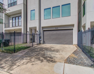 509 Gregg Street - Photo Thumbnail 2