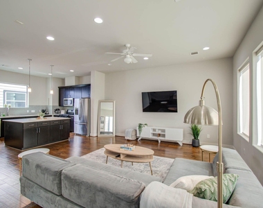 509 Gregg Street - Photo Thumbnail 14