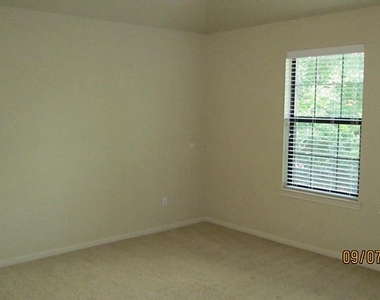 5202 Brinkman Court - Photo Thumbnail 10