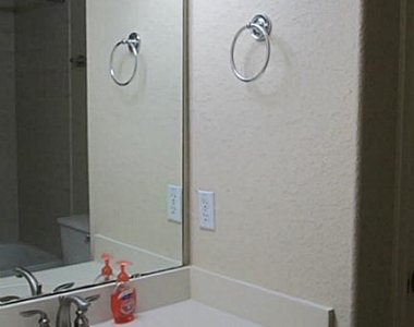 5202 Brinkman Court - Photo Thumbnail 15