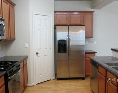 5202 Brinkman Court - Photo Thumbnail 4