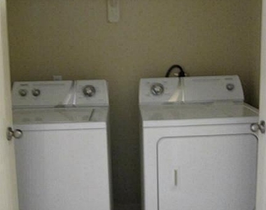 5202 Brinkman Court - Photo Thumbnail 17
