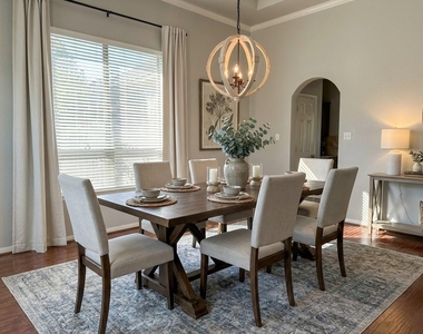 3517 Oak Landing - Photo Thumbnail 4