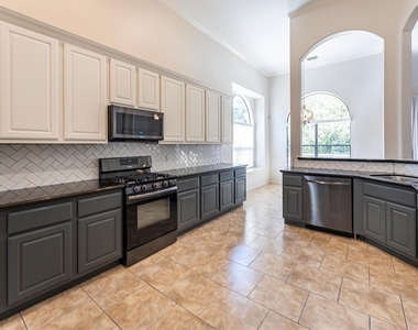 3517 Oak Landing - Photo Thumbnail 13
