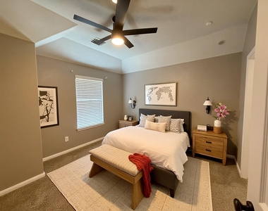 3517 Oak Landing - Photo Thumbnail 24
