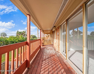 913 S Colonial Court - Photo Thumbnail 18