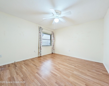 190 E Olmstead Drive - Photo Thumbnail 11