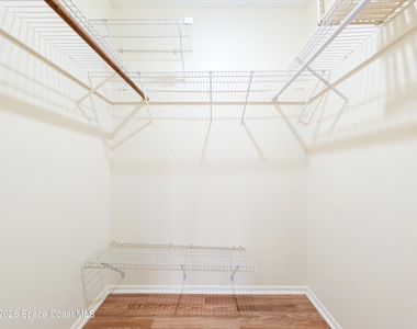 190 E Olmstead Drive - Photo Thumbnail 15