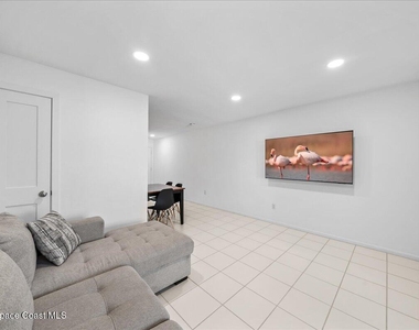 419 Ocean Avenue - Photo Thumbnail 10