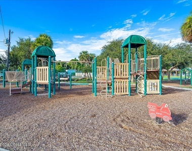 419 Ocean Avenue - Photo Thumbnail 28