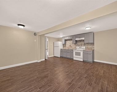 4203 Polk Street - Photo Thumbnail 3