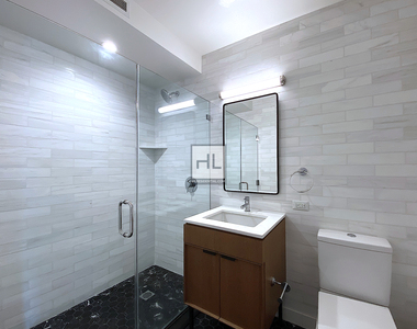 East 54th Street - Photo Thumbnail 3
