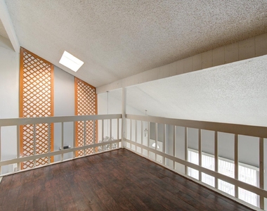 13004 Greenway Chase Court - Photo Thumbnail 5