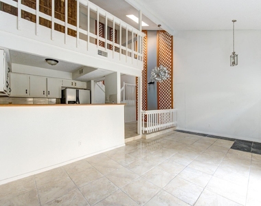 13004 Greenway Chase Court - Photo Thumbnail 11