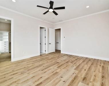 3231 Tuam Street - Photo Thumbnail 15