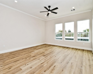 3231 Tuam Street - Photo Thumbnail 14