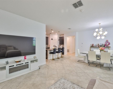 11915 Twilight Darner Place - Photo Thumbnail 6