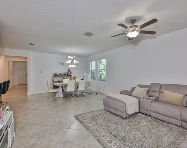 11915 Twilight Darner Place - Photo Thumbnail 5