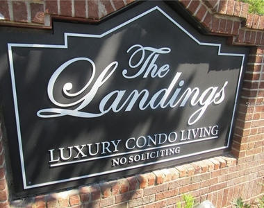 4211 Chatham Oak Court - Photo Thumbnail 22