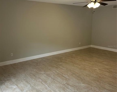 7633 Dolonita Drive - Photo Thumbnail 8