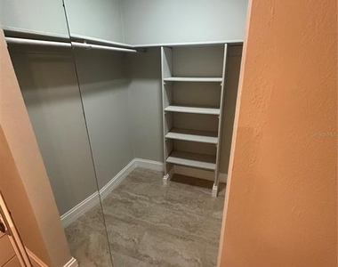 7633 Dolonita Drive - Photo Thumbnail 18