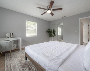 6908 S Macdill Avenue - Photo Thumbnail 24