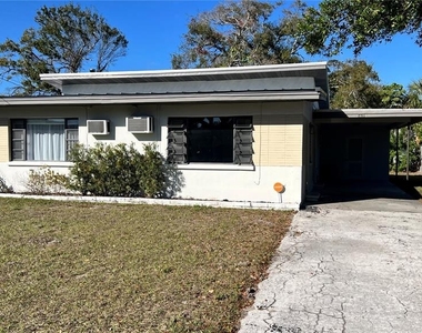 2323 Belmar Drive - Photo Thumbnail 2