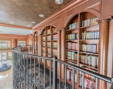 345 Bayshore Boulevard - Photo Thumbnail 24