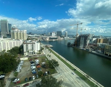 345 Bayshore Boulevard - Photo Thumbnail 18