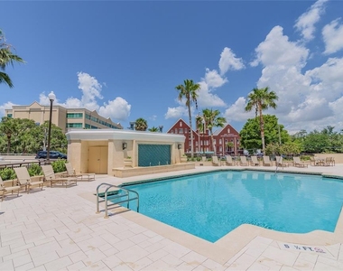 345 Bayshore Boulevard - Photo Thumbnail 2