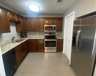 345 Bayshore Boulevard - Photo Thumbnail 9