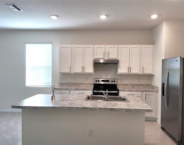 1241 Yellow Finch Drive - Photo Thumbnail 5