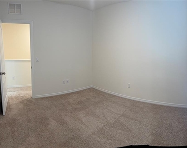 1241 Yellow Finch Drive - Photo Thumbnail 29