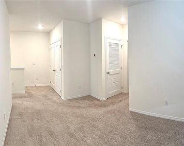1241 Yellow Finch Drive - Photo Thumbnail 13