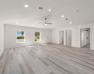 7462 Nw 44th Lane - Photo Thumbnail 15