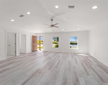 7462 Nw 44th Lane - Photo Thumbnail 16