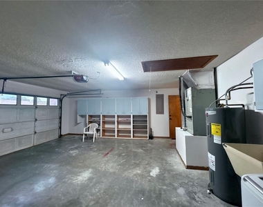2870 Sw 143rd Place Road - Photo Thumbnail 2