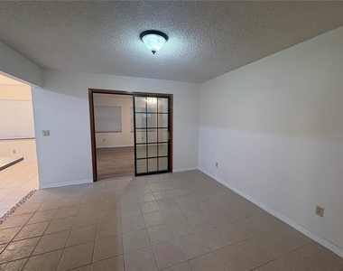 2870 Sw 143rd Place Road - Photo Thumbnail 14