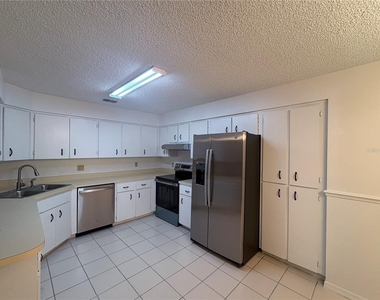 2870 Sw 143rd Place Road - Photo Thumbnail 13
