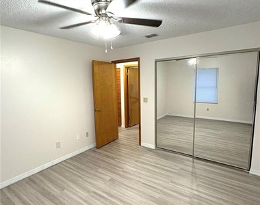 2870 Sw 143rd Place Road - Photo Thumbnail 17
