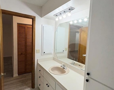 2870 Sw 143rd Place Road - Photo Thumbnail 19
